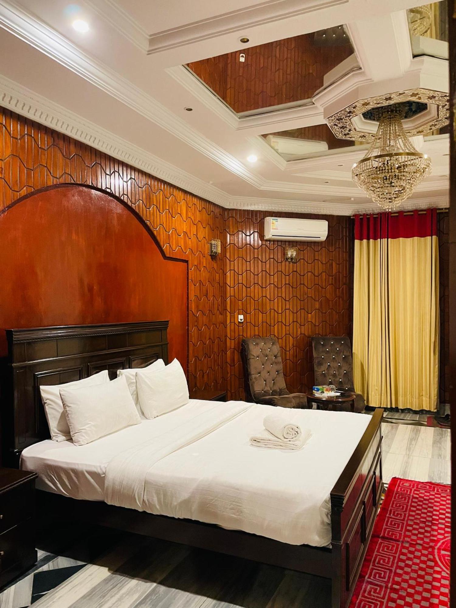 Executive Galaxy Guest House איסלמאבד מראה חיצוני תמונה