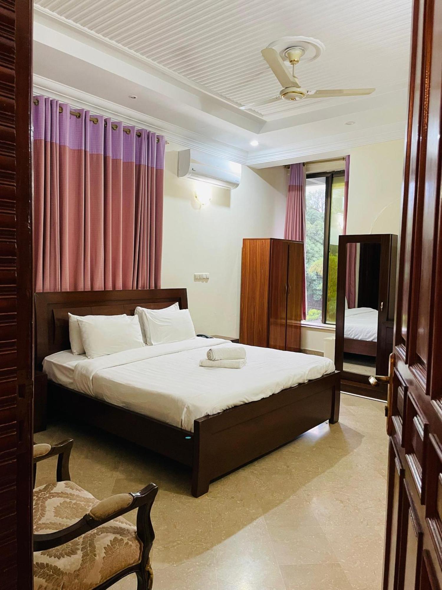 Executive Galaxy Guest House איסלמאבד מראה חיצוני תמונה